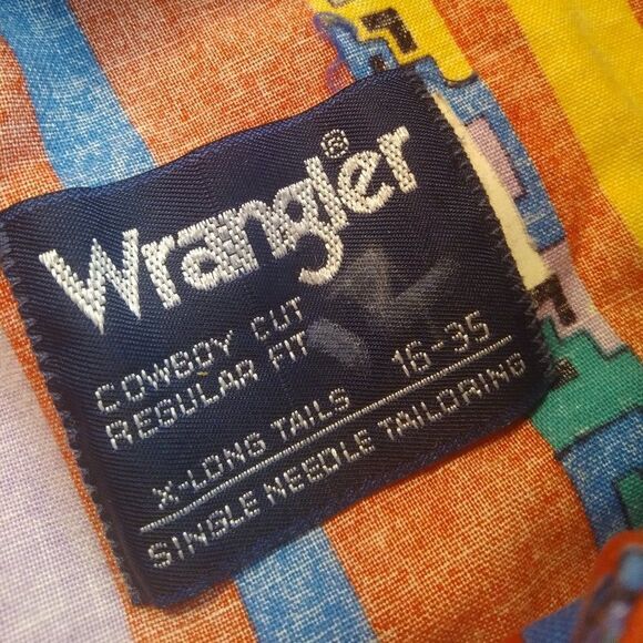 Vintage Wrangler Southwest Aztec Brushpopper Button Shirt - Picture 4 of 7